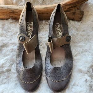 Rieker anti stress 2 tone mary jane shoes
